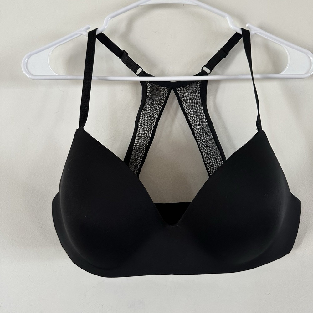 NWOT Victorias Secret Bra 36D Black No Wire Padded T back Lace Back Racerback